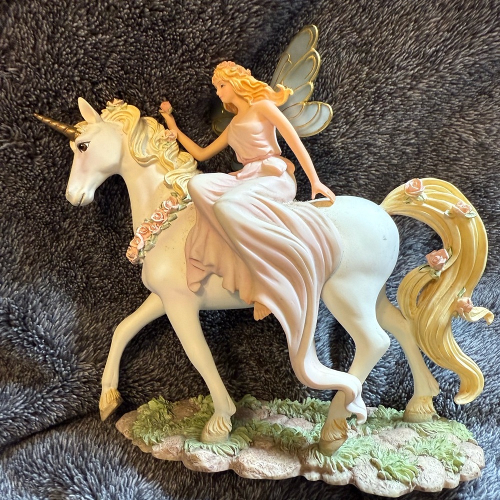 Messenger of Love from The Hamilton Collection